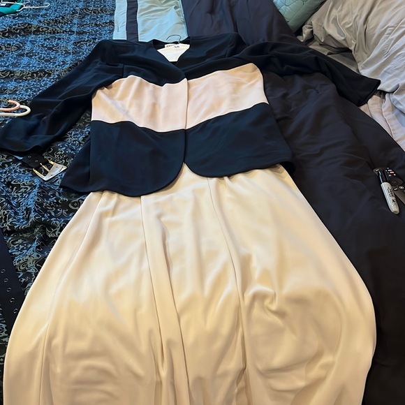 Leslie Fay Dresses, very nice jacket and dress, boutique bought, size 16 - Picture 2 of 9